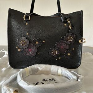 Coach Tyler Carryall 28 - EUC